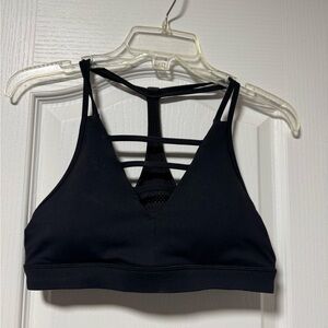 Elegant Black Strappy Sports Bra